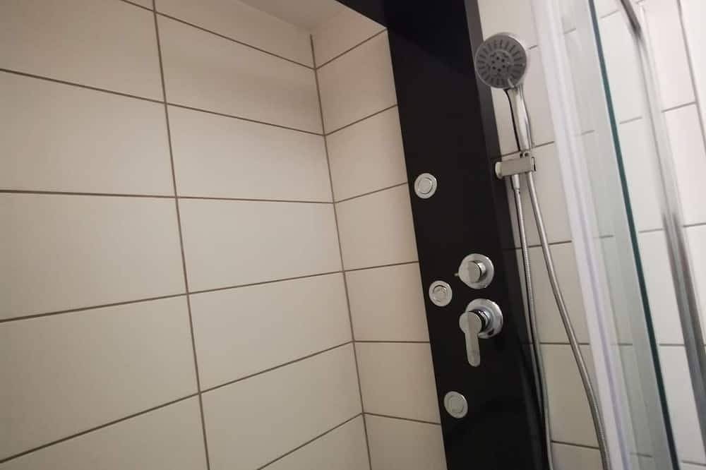 Ganze Wohnung, Studio City Center Rive de Gier | Netflix Wifi Ideal Displacement Pro in Rive-de-Gier, Regionaler Naturpark Pilat