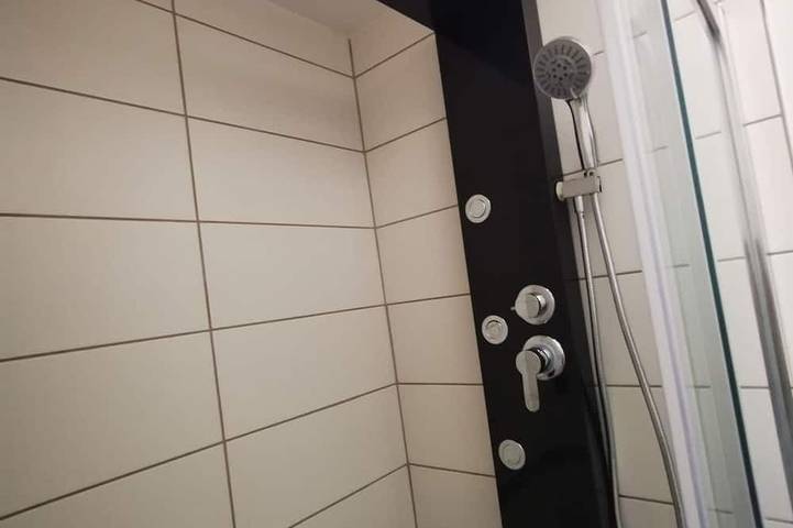 Ganze Wohnung, Studio City Center Rive de Gier | Netflix Wifi Ideal Displacement Pro in Rive-de-Gier, Regionaler Naturpark Pilat