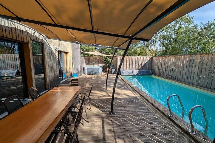Villa pour 10 personnes, avec sauna ainsi que jacuzzi et balcon - 1