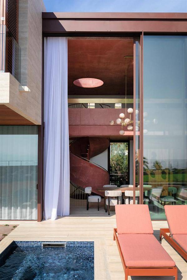 Villa pour 8 personnes, avec piscine et balcon ainsi que jacuzzi et jardin à Mandelieu-la-Napoule - 4