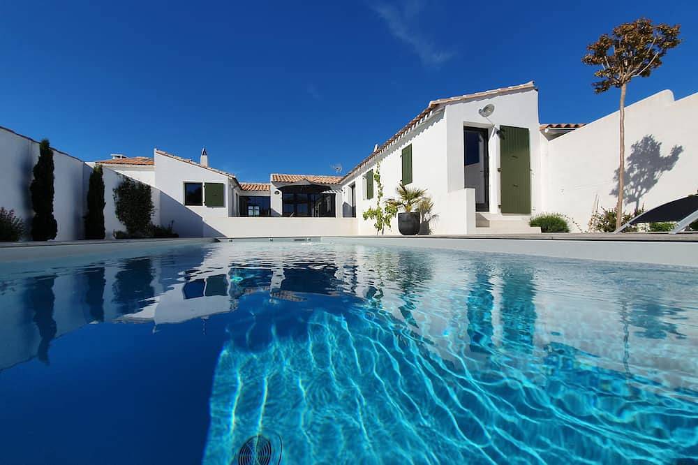 Très belle villa Ile de Ré - piscine chauffée in Loix, Île de Ré