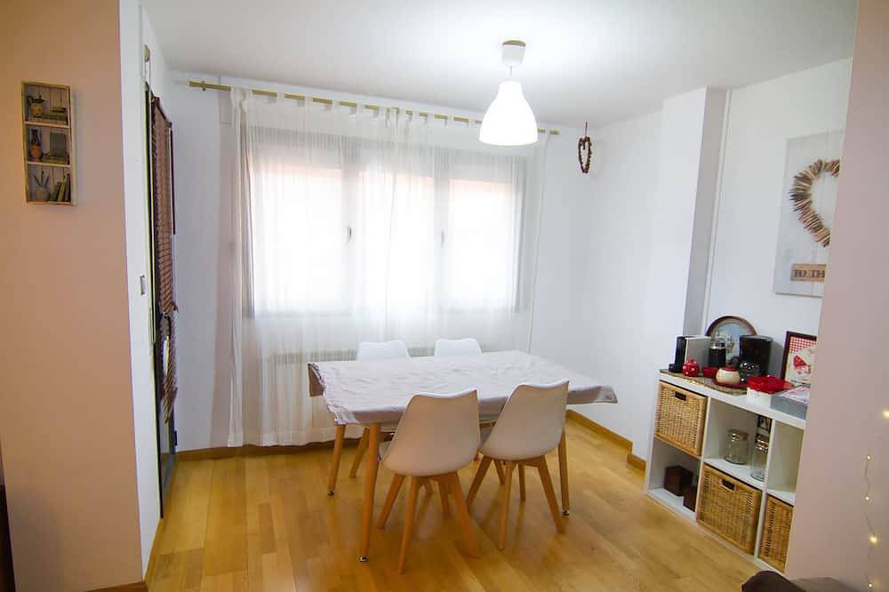 Apartamento entero, Apartamento Acogedor & Spa in Sabiñánigo, Pirineos