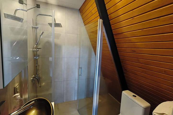Cozy 2-bedroom and a living room bungalow in serene Antalya with Ac in Antalya, Provinz Antalya