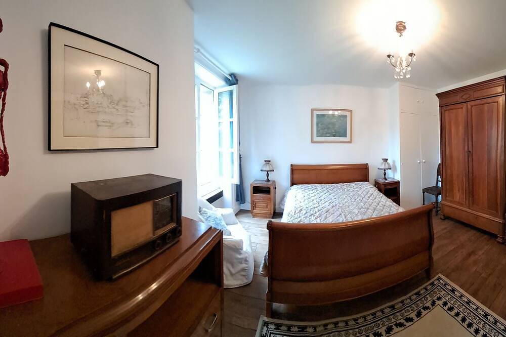 Envie de détente et d'espace dans une maison familiale avec vue imprenable! in Ambrugeat, Région d'Ussel