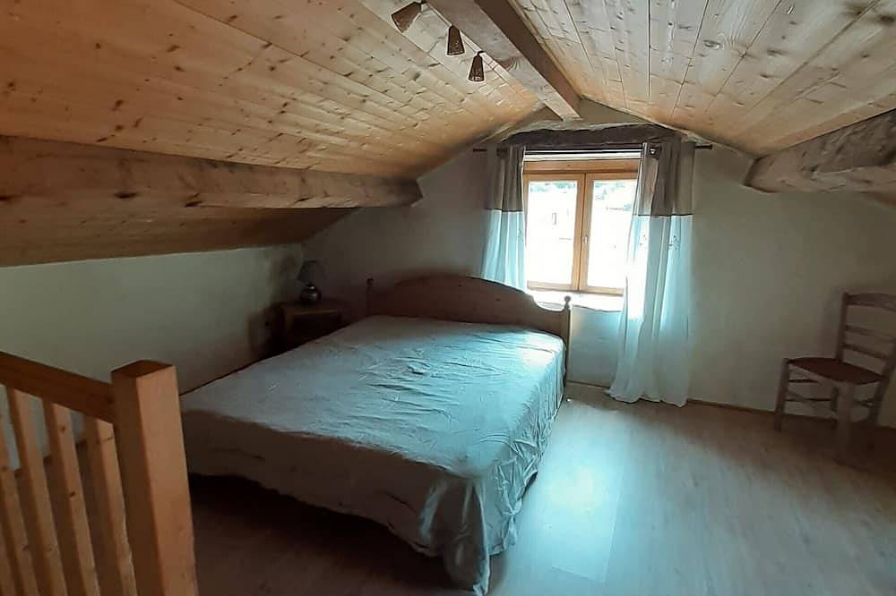 Gîte La Vigne pour 8 personnes à Blesle in Blesle, Parc naturel régional des Volcans d'Auvergne