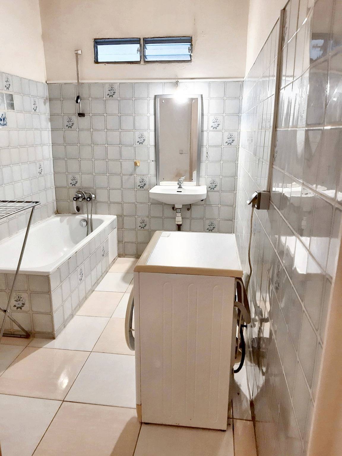 Estudio entero, Estudio cómodo en Les Abymes, 28 m², cerca de las playas. in Les Abymes, Guadalupe