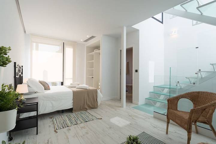 Ganze Wohnung, Estropada 1, freistehende Wohnung in Pedregalejo, Malaga, mit Meerblick in Málaga (Este), Malaga
