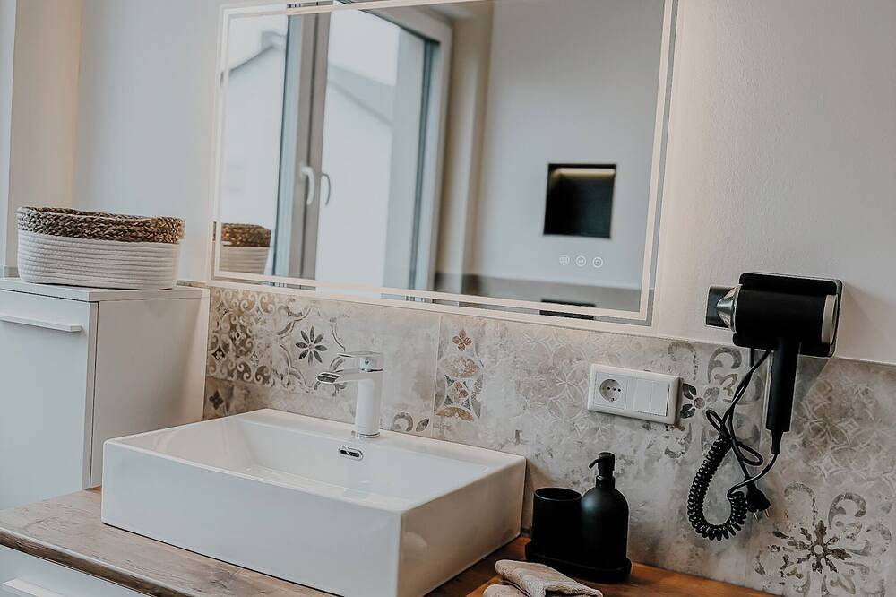 Ganze Wohnung, Modernes Apartment in Viernheim in Viernheim, Bergstraße
