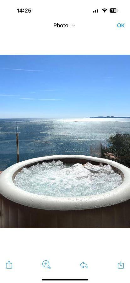 Chalet para 6 personas, con jardín además de piscina y jacuzzi en Alt Empordà - 4