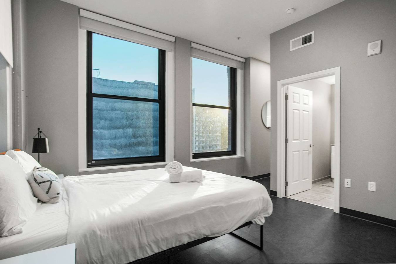 Apartamento entero, Cozysuites Stunning 1Br in Downtown Pitts 40 in Pittsburgh, Condado de Allegheny