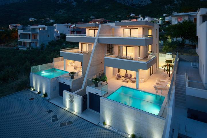 Ferienhaus für 6 Personen, mit Balkon/Terrasse und Sauna sowie Pool in Makarska - 2