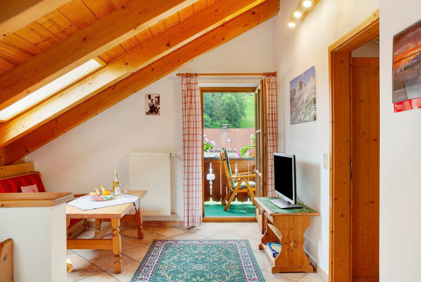 Appartement 'Waxenstein' met uitzicht op de bergen, balkon en Wi-Fi, foto 13