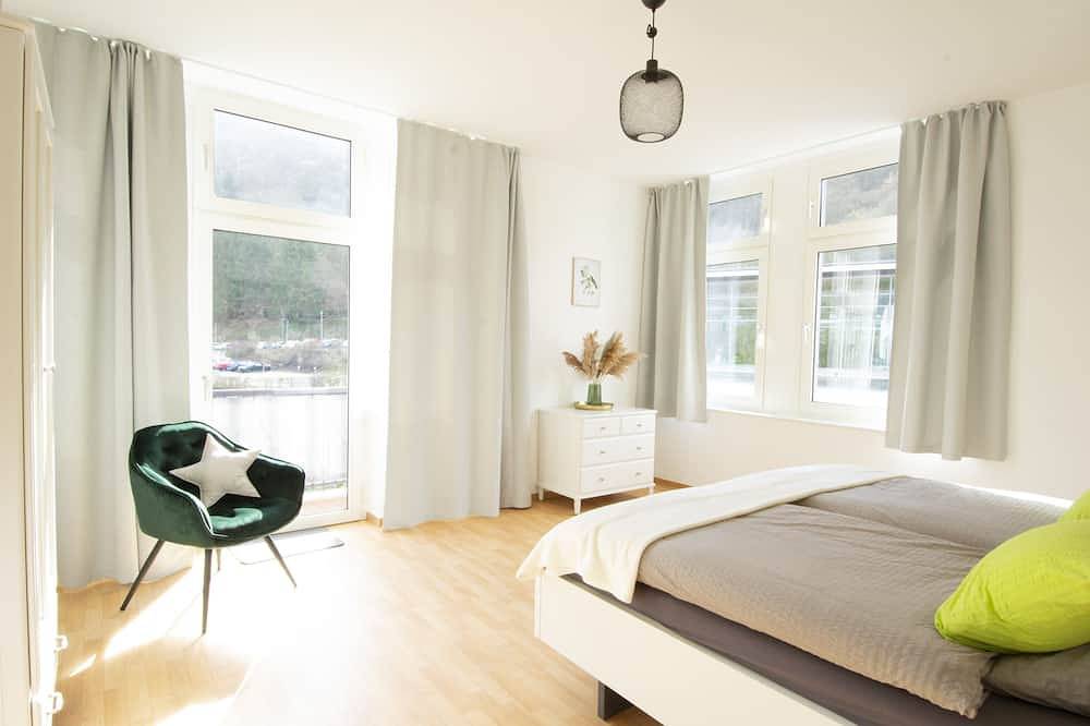 Ganze Wohnung, 2 Schlafzimmer Ferienwohnung Kondel 2.Etage in Bad Bertrich, Traben-Trarbach und Umbegung