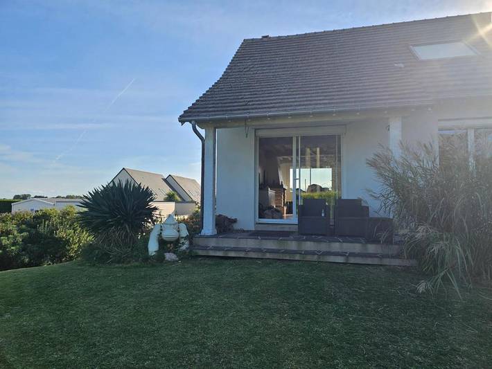 Location de vacances pour 8 personnes, avec piscine ainsi que jardin et jacuzzi à Quinéville - 4