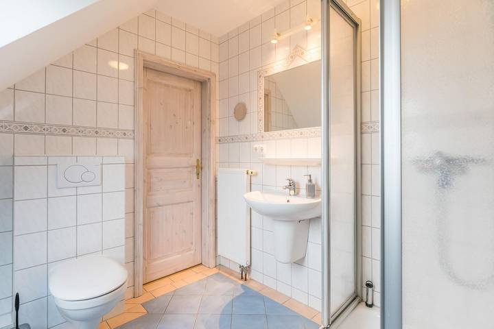 Ganze Wohnung, Haus am Teich Whg. 2 Büsum – Süd-Balkon am Naturteich, 2 Zi / 3 Pers. in Büsum, Kreis Dithmarschen