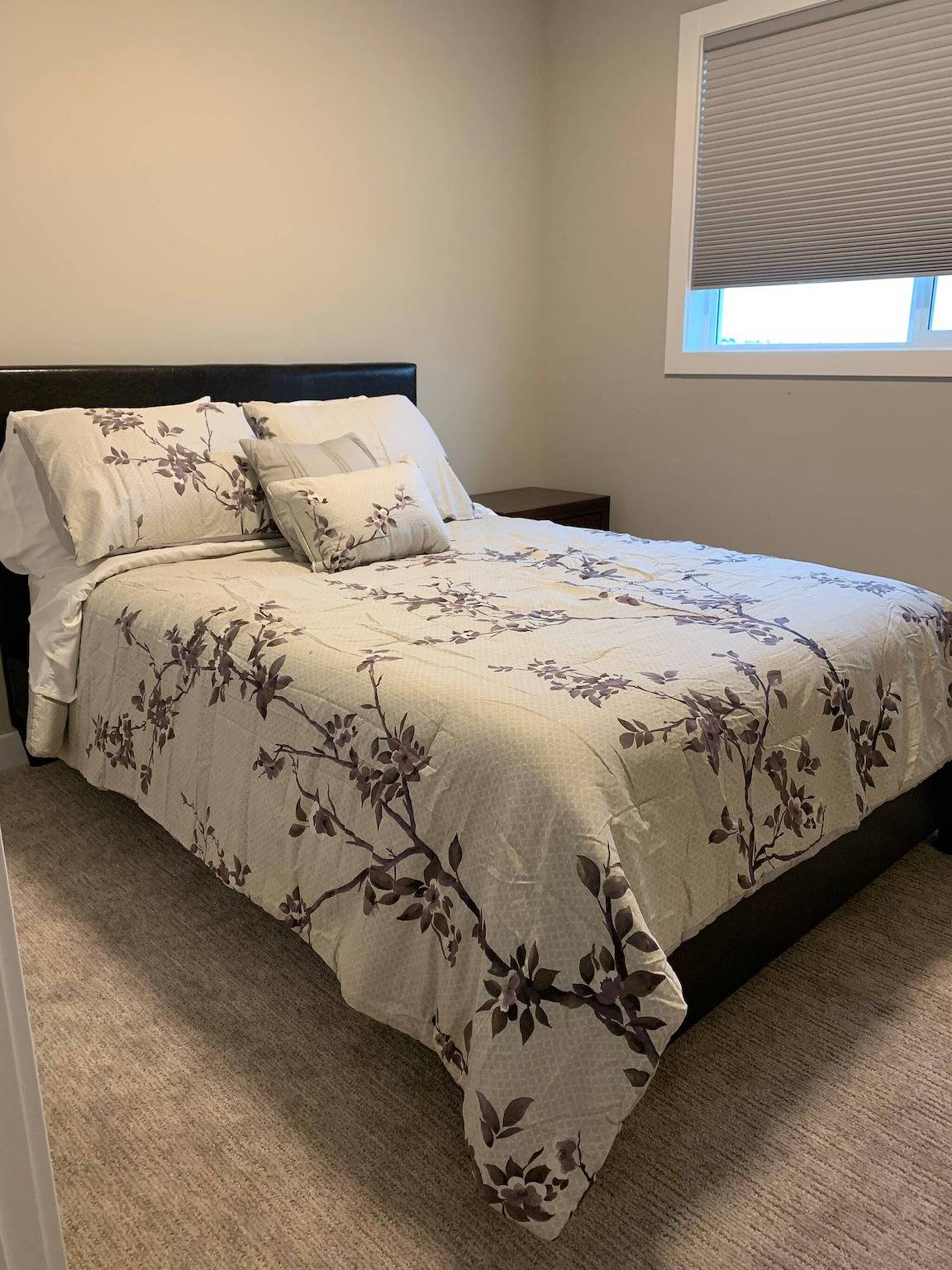 Neues Reihenhaus in Red Deer — Rückzugsort für Familien in Red Deer