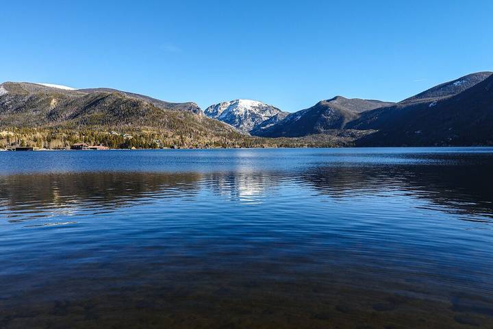 Vacation house for 12 people, with yard and terrace in Grand Lake