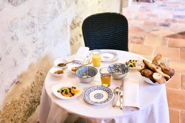 Location de vacances pour 2 personnes, avec jardin ainsi que vue et terrasse à Saint-Philippe-d'Aiguille - 4