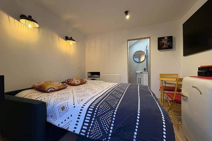 Appartement entier, Petite Merveille — Studio cosy & tout équipé à Vittel in Vittel, Neufchâteau