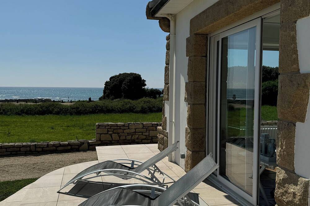 Magnifique maison bretonne pour 10 personnes en front de mer in Penhors, Pouldreuzic