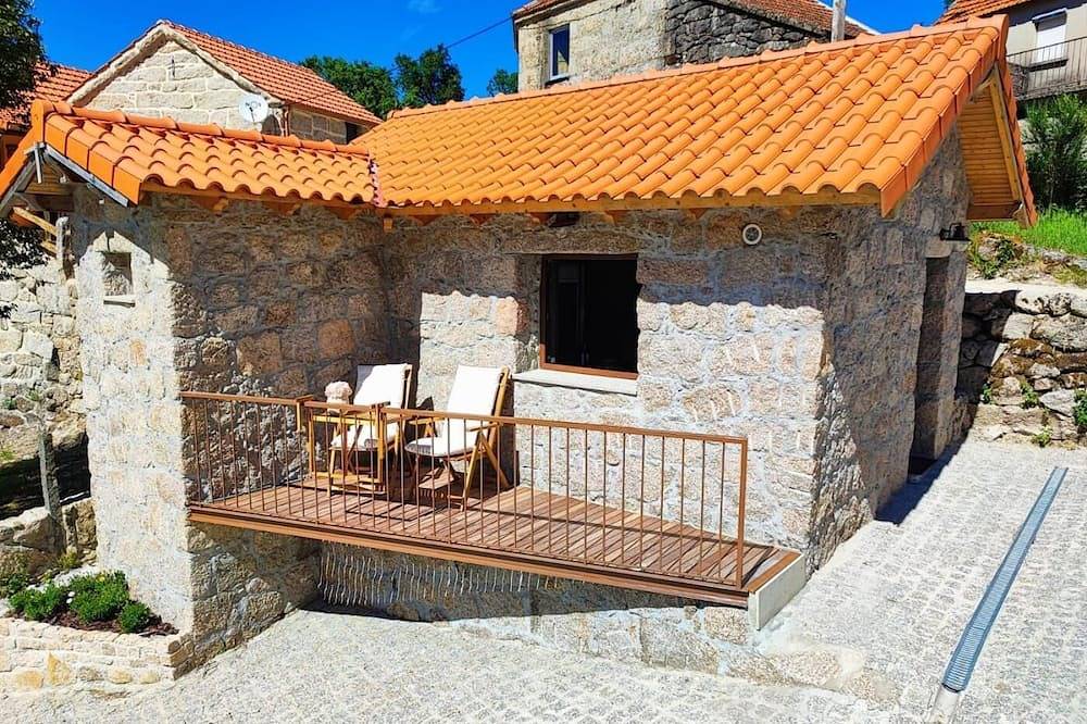 Refúgio da Rossaura | Assureira | Castro Laboreiro | Peneda Gerês National Park in Castro Laboreiro e Lamas de Mouro, Gerês