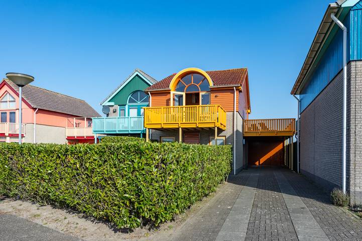 Ferienhaus mit Meerblick für 6 Personen, mit Balkon/Terrasse und Terrasse in Zeeland