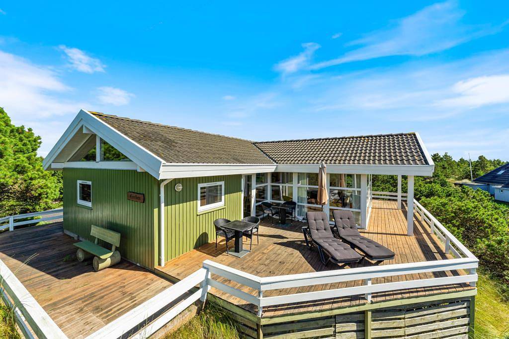 Ferienhaus mit fantastischer Aussicht, nur 500 m vom Strand  in Vejers Strand, Varde