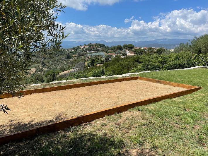 Location de vacances pour 6 personnes, avec jardin ainsi que vue et piscine à Tanneron - 3