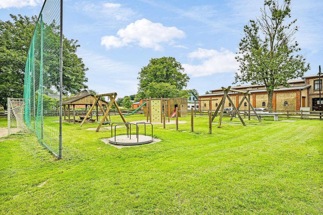 Ganze Wohnung, Ole - unter Reet, Strandnah, Hunde erlaubt, Garten, Spielplatz in der Nähe in Ringsberg, Schleswig-Flensburg
