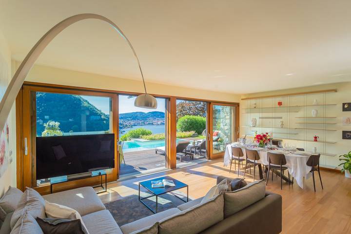 Ferienhaus für 8 Personen, mit Garten und Ausblick sowie Seeblick und Sauna, mit Haustier in Como - 2