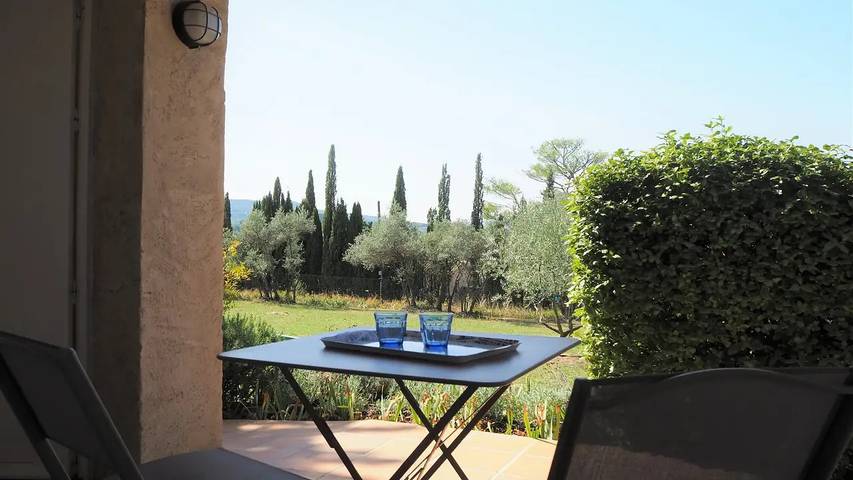 Location de vacances pour 3 personnes, avec jardin à Apt - 2