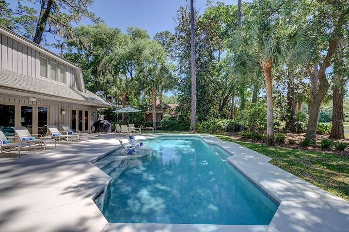 Vacation home for 11 people, with yard and terrace in Hilton Head Island