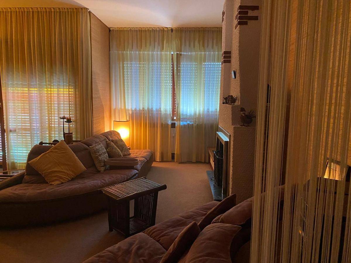 Entire apartment, Three-Bedroom Apartment in Varese, Varese Province