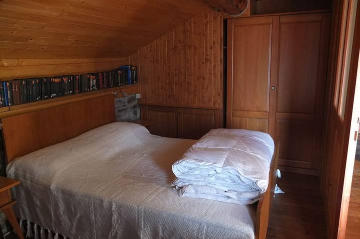 Schönes kleines Häuschen in den Almen in Comune di Lillianes, Walliser Alpen
