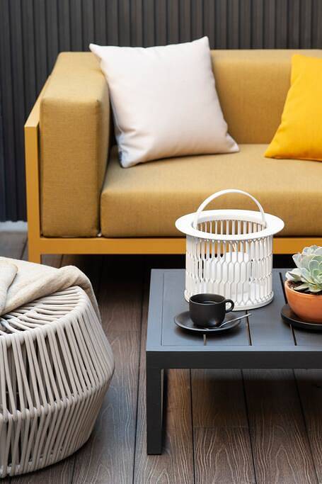 Sunglow - Spacious Barcelona Apartment with Terrace in Centro Barcelona, Barcelona