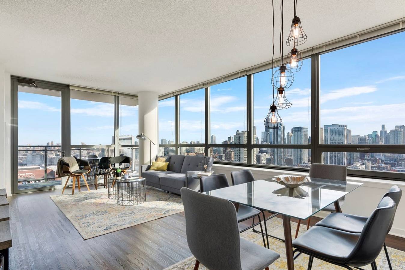 Apartamento entero, West Loop Luxe 2Br Balcony Skyline Views in Chicago, Condado de Cook