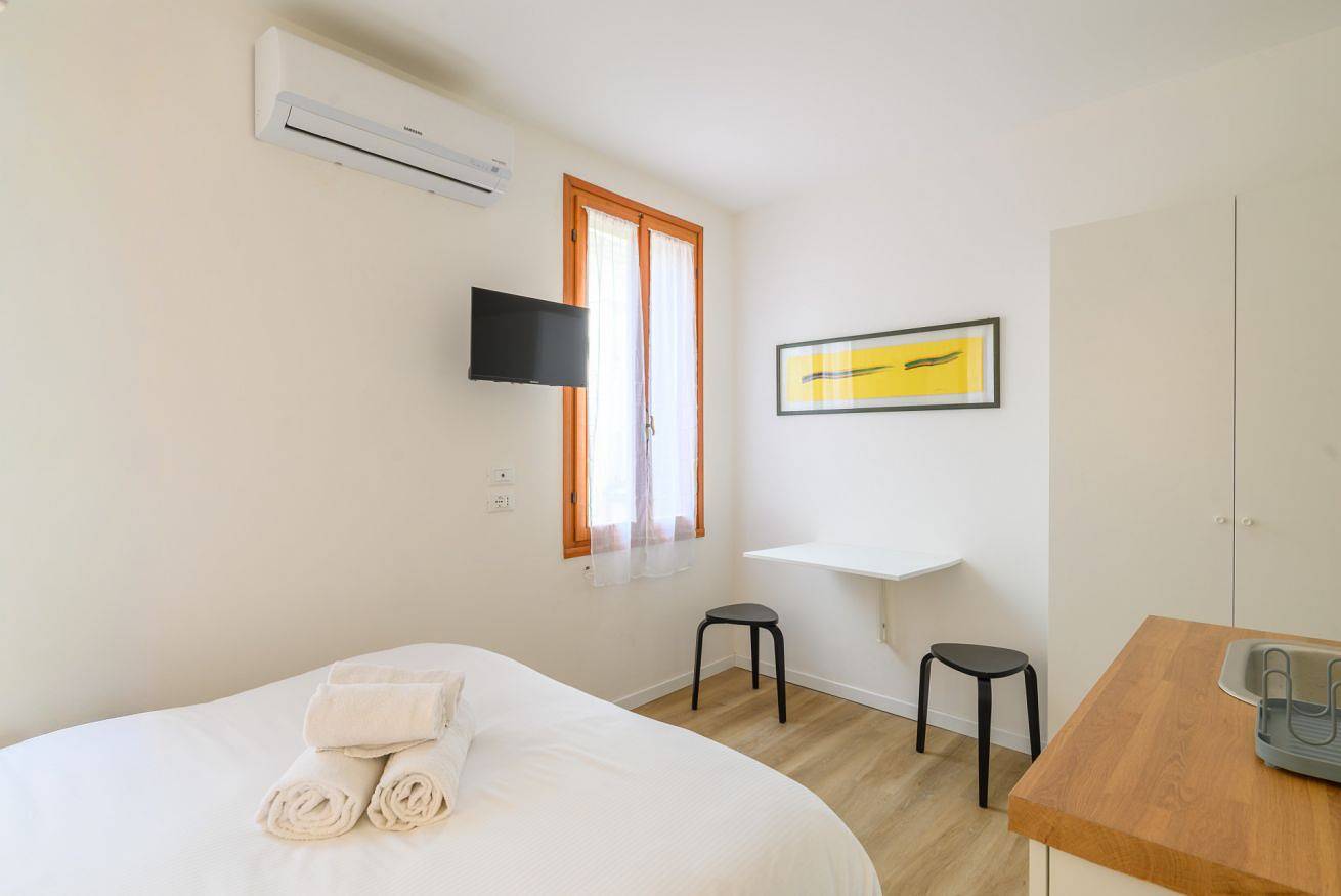 Ganze Wohnung, Guesthost - Piazza della Frutta Studio Apartment 2 in Padua, Padua Provinz