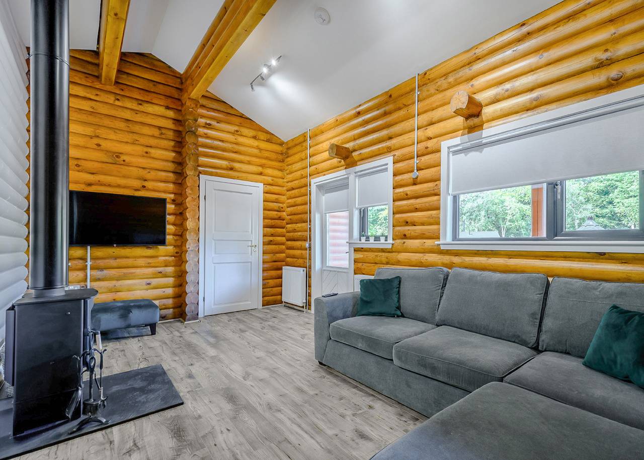 Holly Lodge in Ayrshire