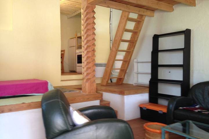 Gîte pour 2 personnes, avec jardin à La Rochette-du-Buis
