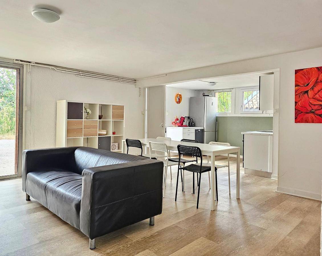 Appartement entier, Appartement lumineux et calme en rez-de-jardin in Castanet-Tolosan, Canal du Midi