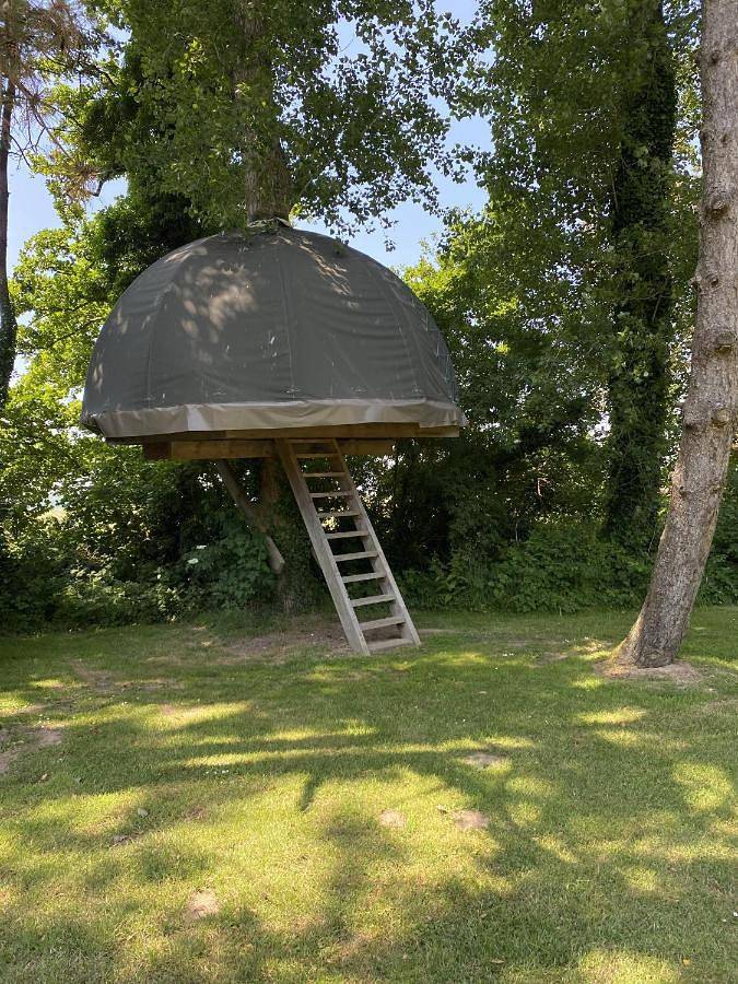 Location de vacances pour 4 personnes, avec jardin à Les Loges - 2