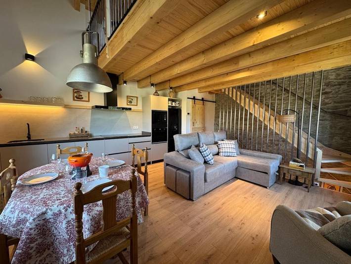 Casa rural para 6 personas, con jardín y vistas en Baixa Cerdanya