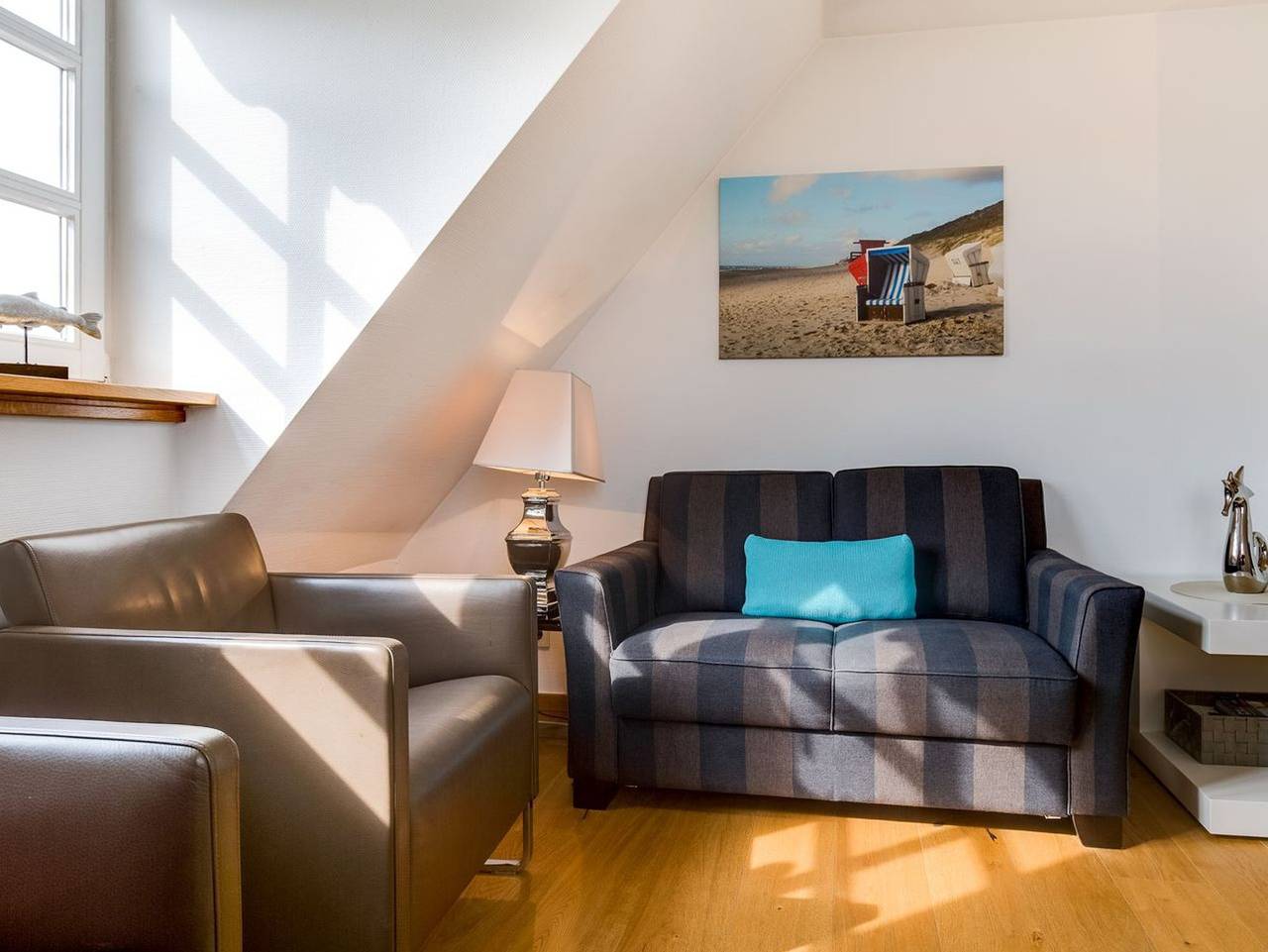 Ganze Ferienwohnung, Landhaus Wiesenweg - Unmittelbar am Dorfteich gelegenes 2 1/2-Raum Appartement in Wenningstedt, Sylt