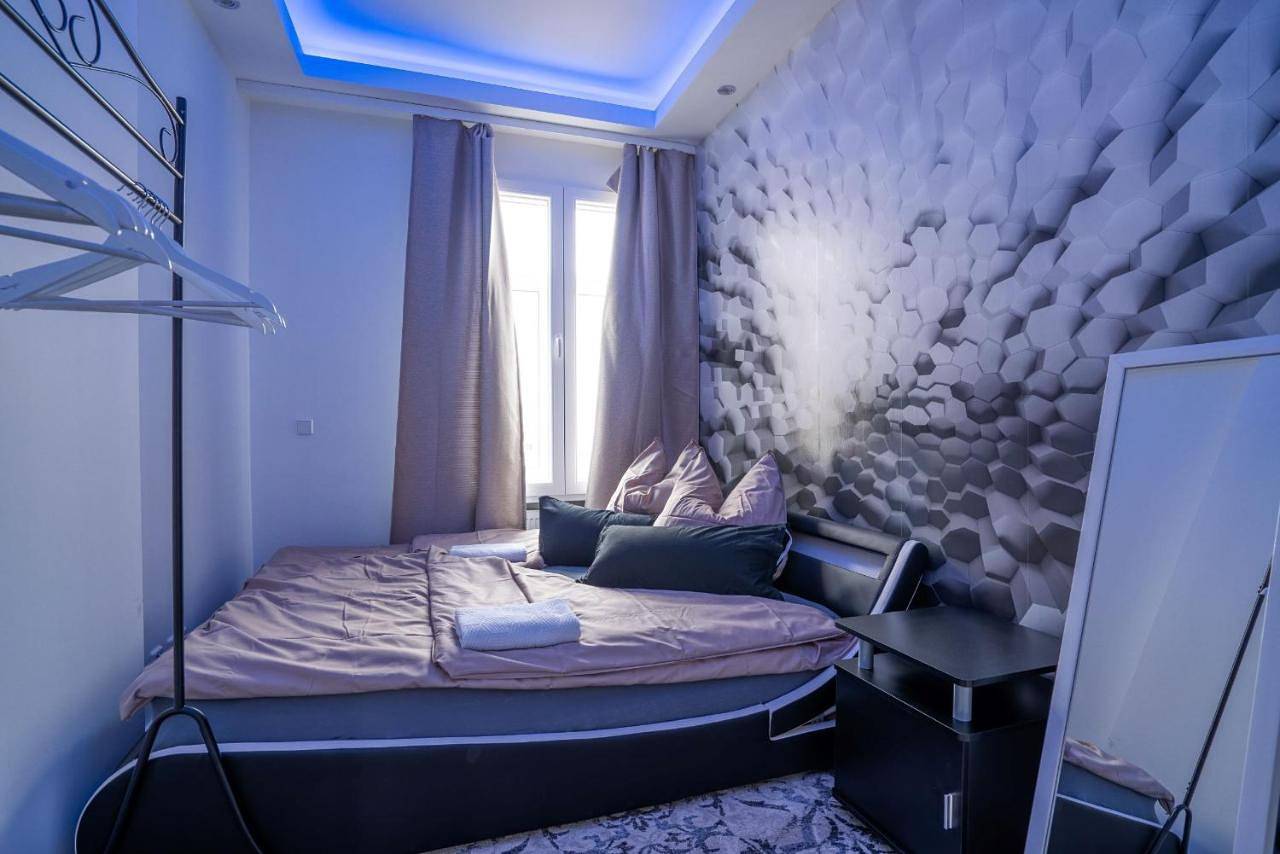 Double Room with Spa Bath in Halle, Saale-Unstrut