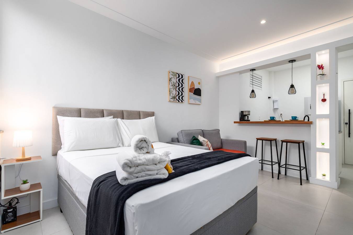 Appartamento intero, 10 minutes from Flamengo Beach, next to the subway | Ct404 in Catete, Rio de Janeiro