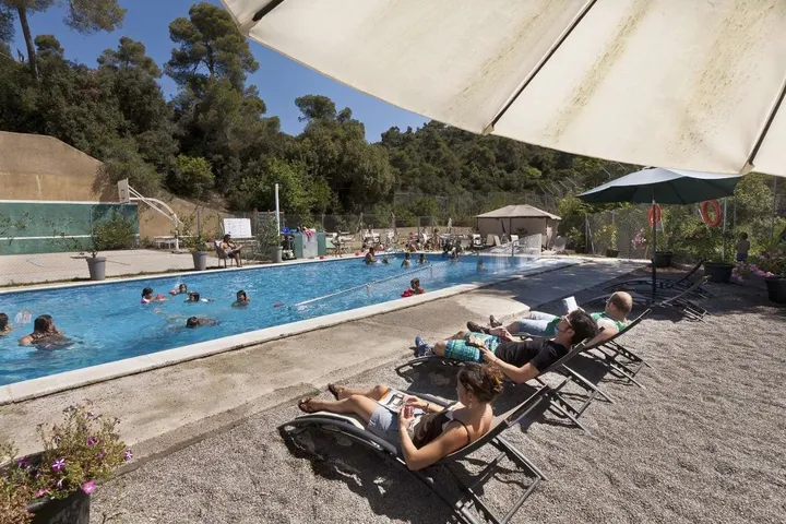 Hostal para 10 personas, con jardín y terraza - 1