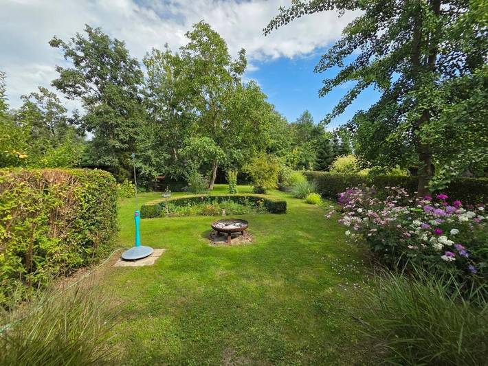 Ferienwohnung für 2 Personen, mit Terrasse und Garten sowie Ausblick