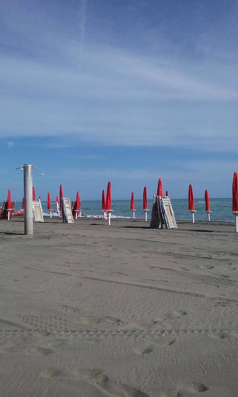 Appartamento intero, Two-Bedroom Apartment in Ostia, Roma