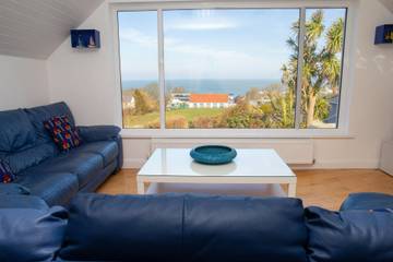 Holiday Rental for 6 People in Aberporth, Ceredigion, Photo 1