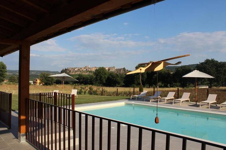 Appartement de vacances pour 2 personnes, avec Jardin ainsi que Piscine et Vue à Orte